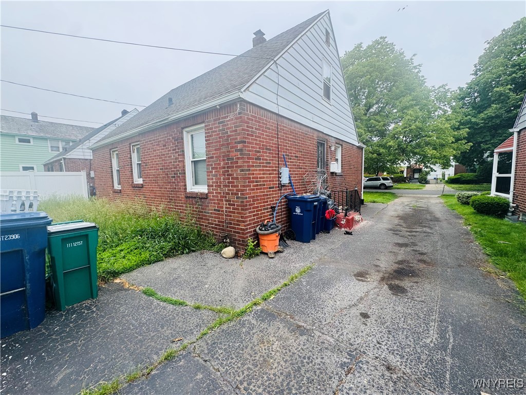 57 Erskine Avenue