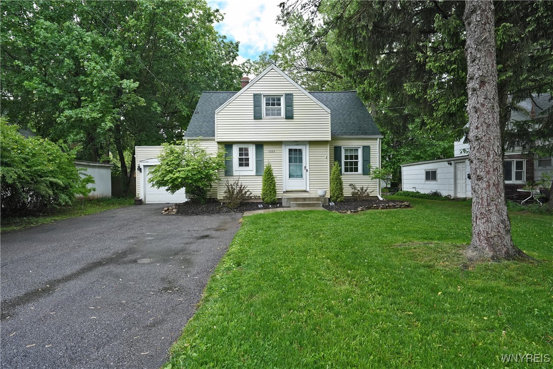 4334 Connection Drive, Clarence, New York image 1