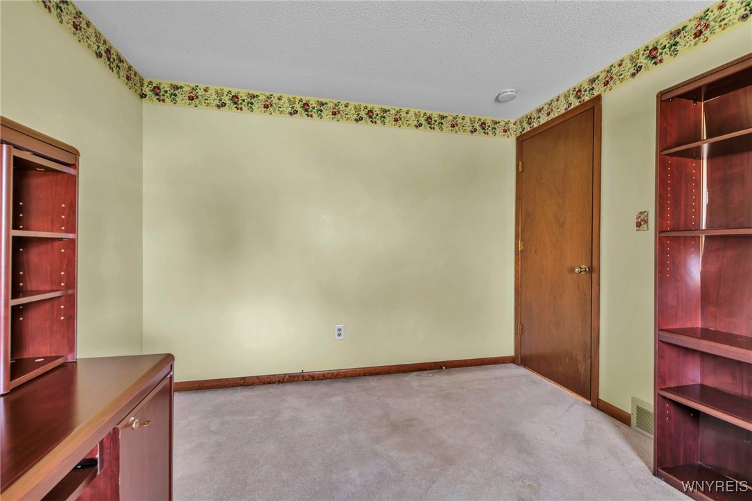 12 Heritage Drive, Lancaster, New York image 36
