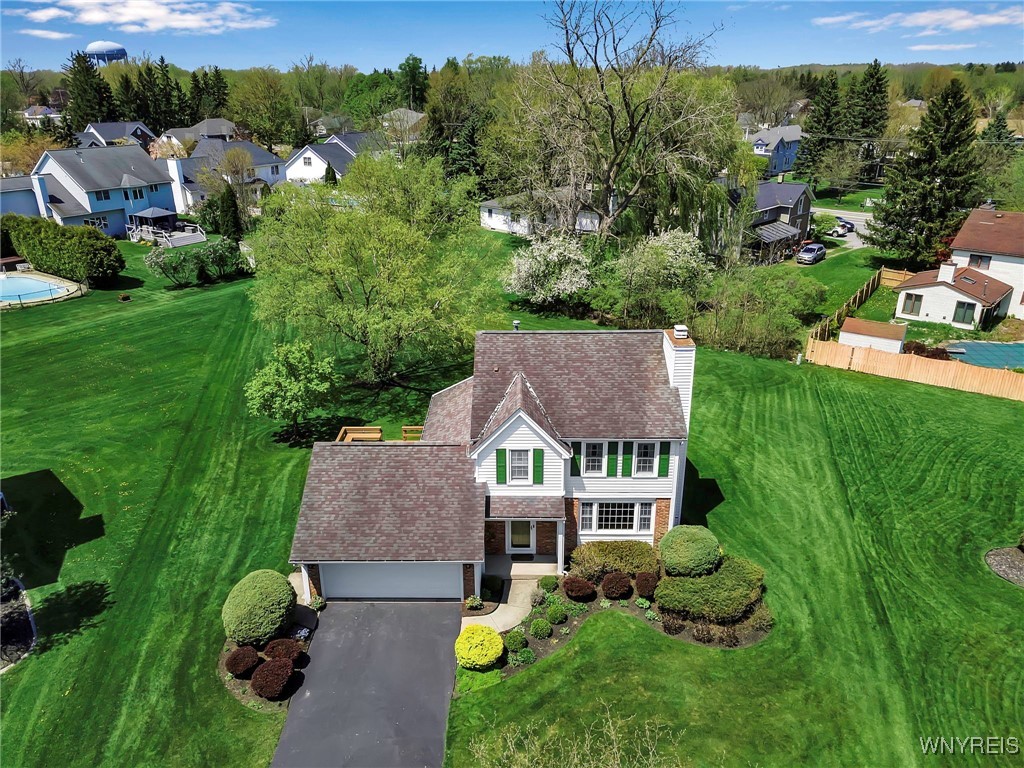 12 Heritage Drive, Lancaster, New York image 3
