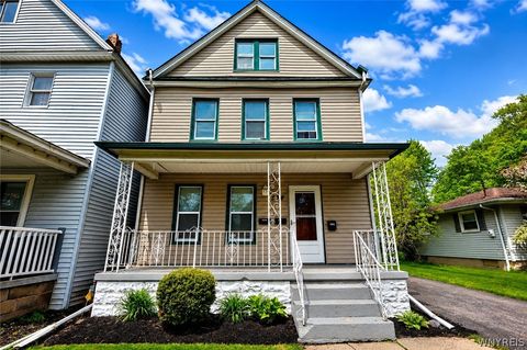 Photo of 284 Olmstead Avenue, Lancaster, NY 14043 (MLS # B1682403)