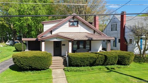Photo of 48 Swan Street, Salamanca, NY 14779 (MLS # B1684372)