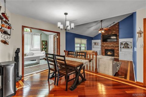 Tiny photo for 7134 Marigold Drive, Wheatfield, NY 14120 (MLS # B1693453)