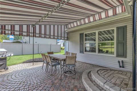 Tiny photo for 7134 Marigold Drive, Wheatfield, NY 14120 (MLS # B1693453)