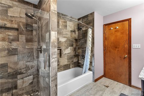 Tiny photo for 7134 Marigold Drive, Wheatfield, NY 14120 (MLS # B1693453)