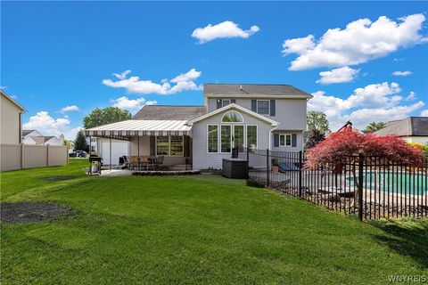 Tiny photo for 7134 Marigold Drive, Wheatfield, NY 14120 (MLS # B1693453)