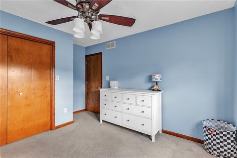Tiny photo for 7134 Marigold Drive, Wheatfield, NY 14120 (MLS # B1693453)