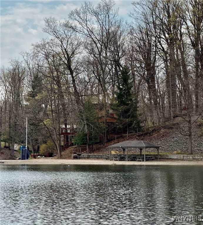 8515 E Lake Road, Stafford, New York image 24