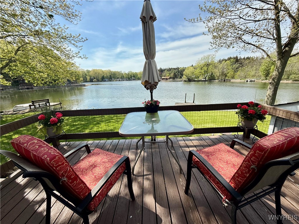 8515 E Lake Road, Stafford, New York image 2
