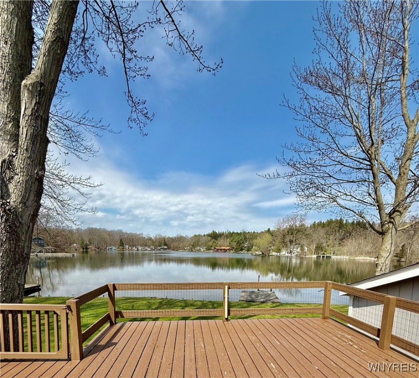 8515 E Lake Road, Stafford, New York image 18