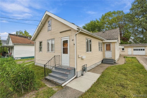 Photo of 49 Kail Street, Buffalo, NY 14207 (MLS # B1718892)