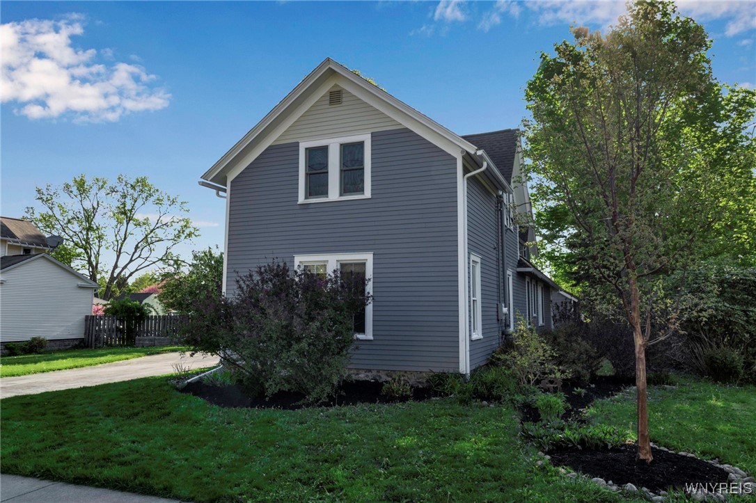 260 S Grove Street, Aurora, New York image 3