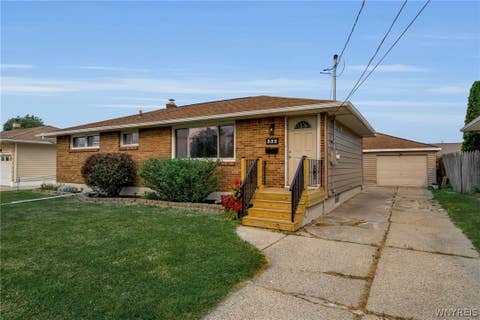 Tiny photo for 352 Two Mile Creek Road, Tonawanda, NY 14150 (MLS # B1701975)