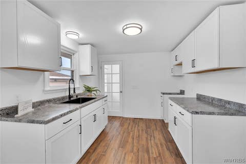Tiny photo for 352 Two Mile Creek Road, Tonawanda, NY 14150 (MLS # B1701975)