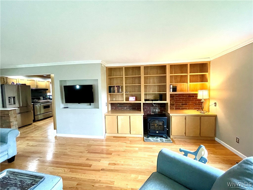 225 S Shore Boulevard, Lackawanna, New York image 14