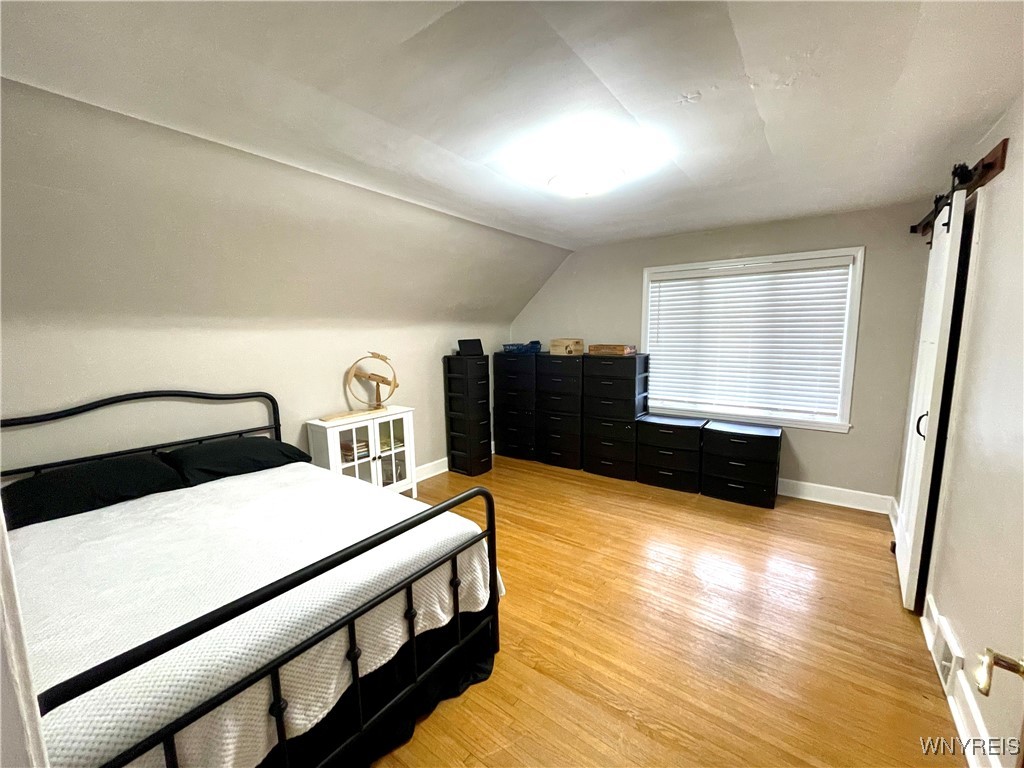 225 S Shore Boulevard, Lackawanna, New York image 20