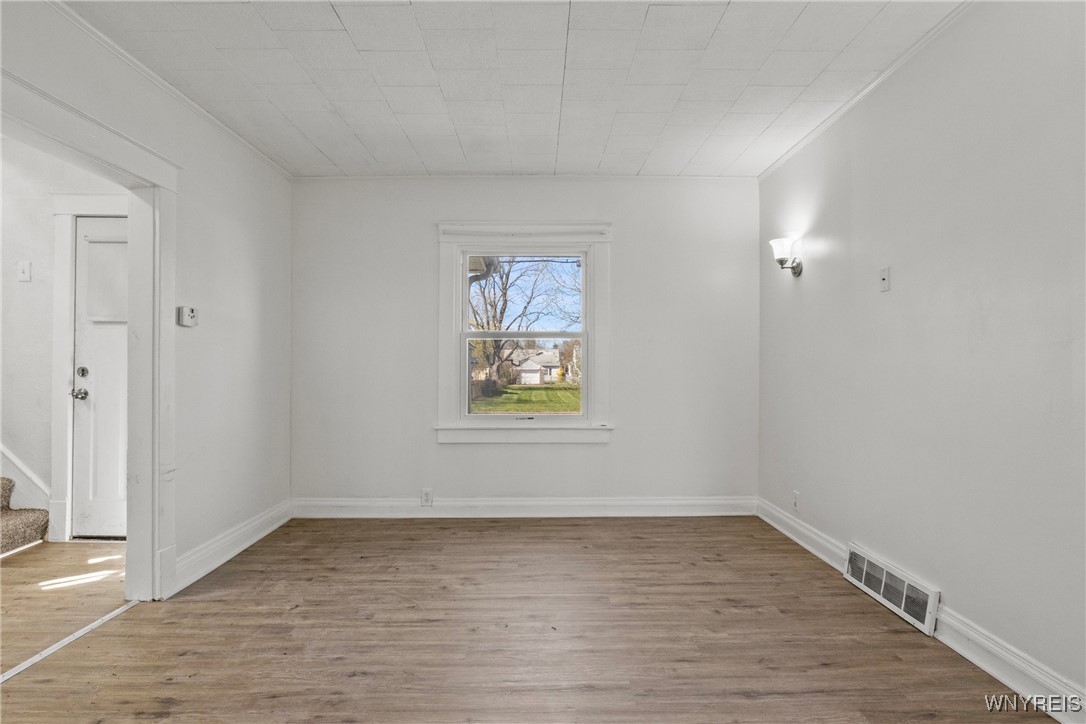 2731 Falls Street, Niagara Falls, New York image 10