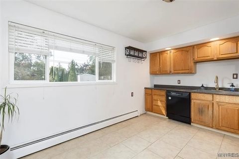 Tiny photo for 108 Jenell Drive, Grand Island, NY 14072 (MLS # B1655308)