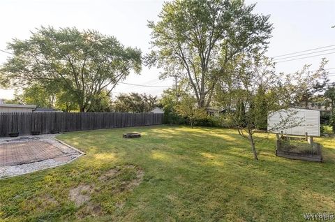Tiny photo for 108 Jenell Drive, Grand Island, NY 14072 (MLS # B1655308)