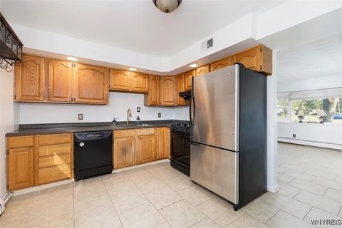 Tiny photo for 108 Jenell Drive, Grand Island, NY 14072 (MLS # B1655308)