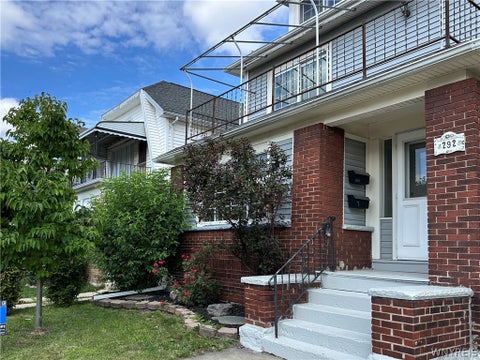 Apartment For Rent - 292 Hartwell Rd<br/> Buffalo, NY 14216