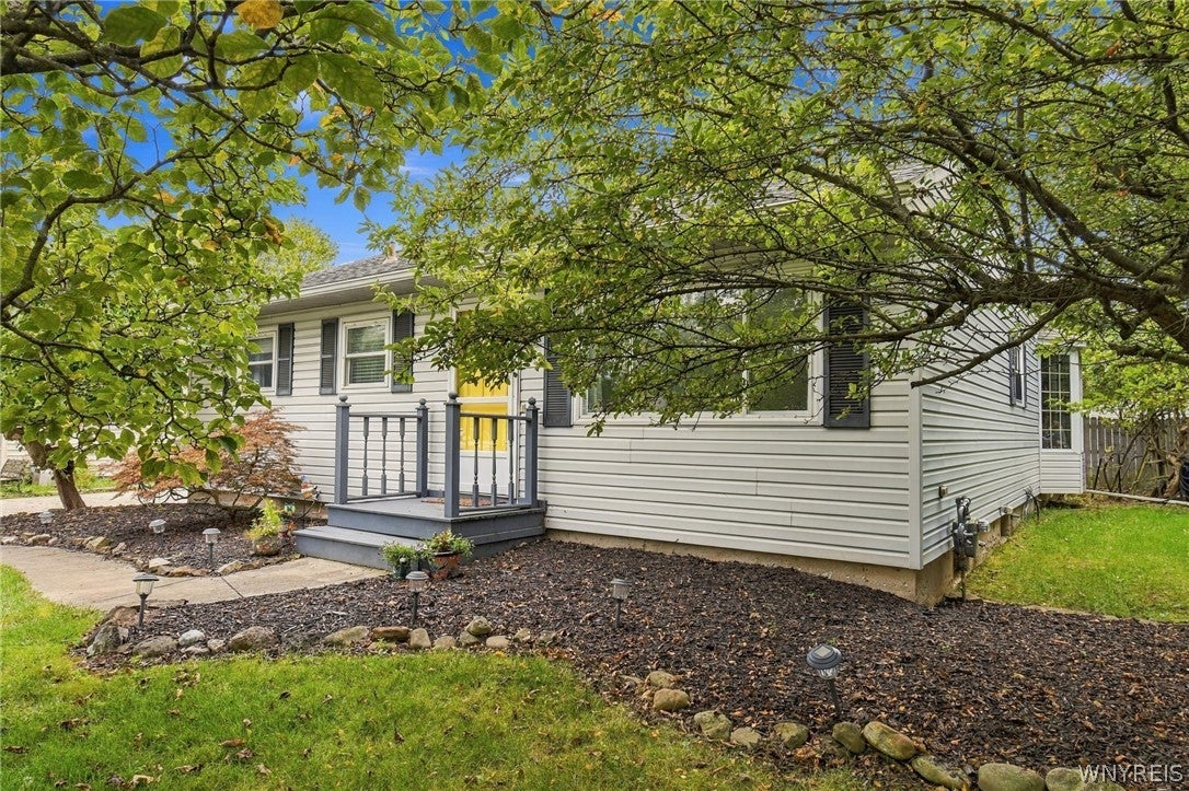 6458 Cloverleaf Drive