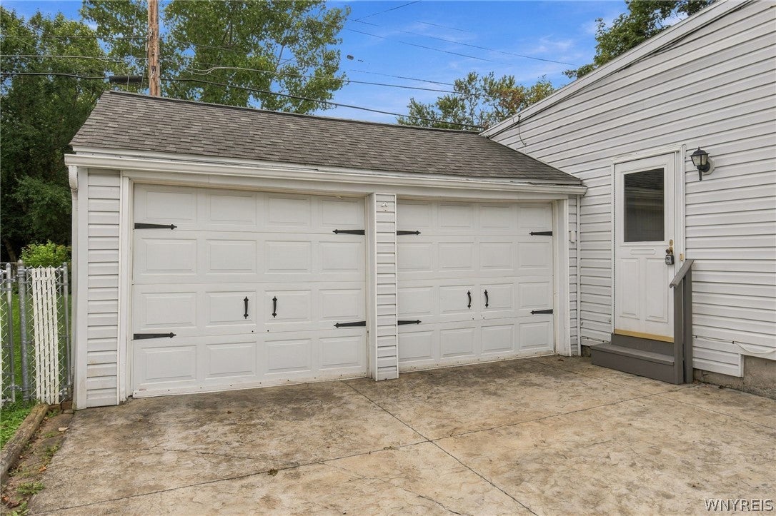 6458 Cloverleaf Drive