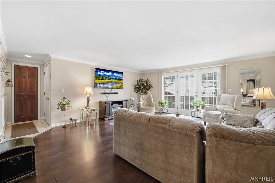 4595 Chestnut Ridge Road 3