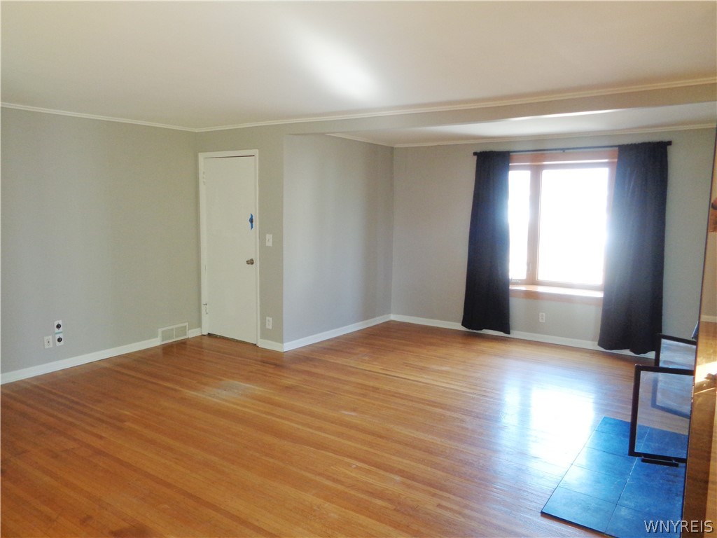 312 Victoria Boulevard