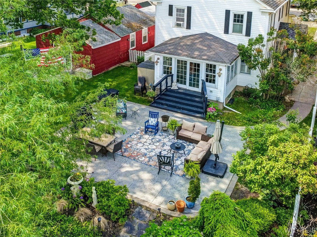 8431 W Rivershore Drive, Niagara Falls, New York image 10