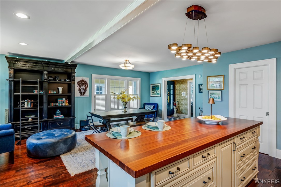 8431 W Rivershore Drive, Niagara Falls, New York image 32