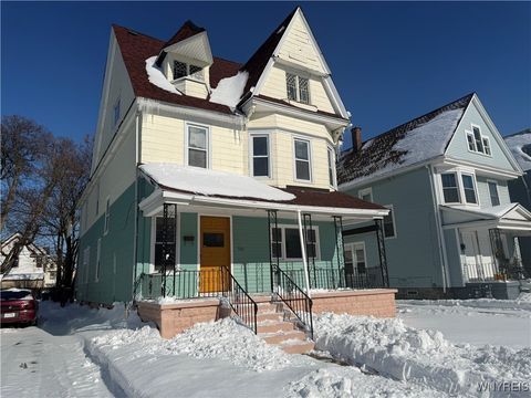 Photo of 520 Woodlawn Avenue, Buffalo, NY 14208 (MLS # B1661087)
