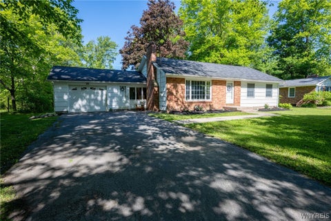 Homes For Sale - 45 James Place<br/> Orchard Park, NY 14127