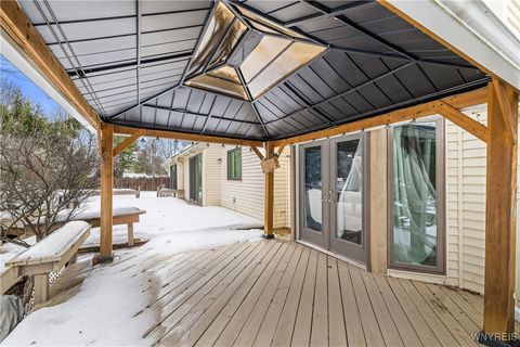 Tiny photo for 66 Windsong Court, Amherst, NY 14051 (MLS # B1655286)