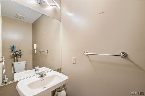 Tiny photo for 66 Windsong Court, Amherst, NY 14051 (MLS # B1655286)