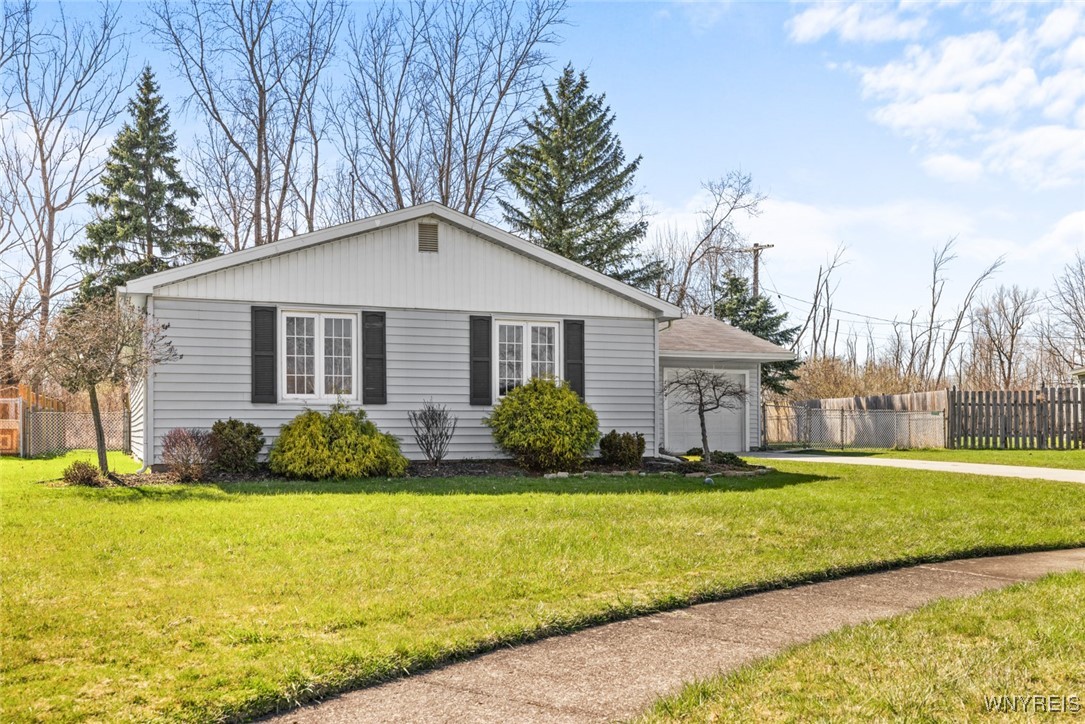 104 Susan Drive, Cheektowaga, New York image 3