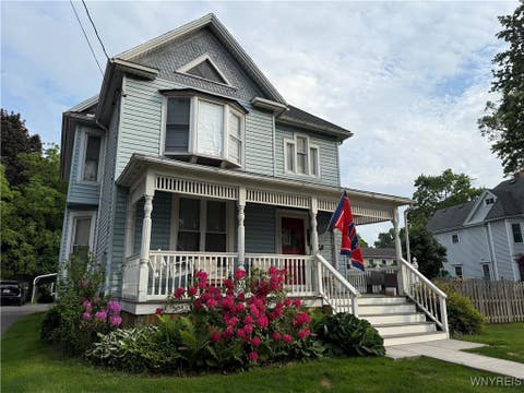 Photo for 492 Walnut Street