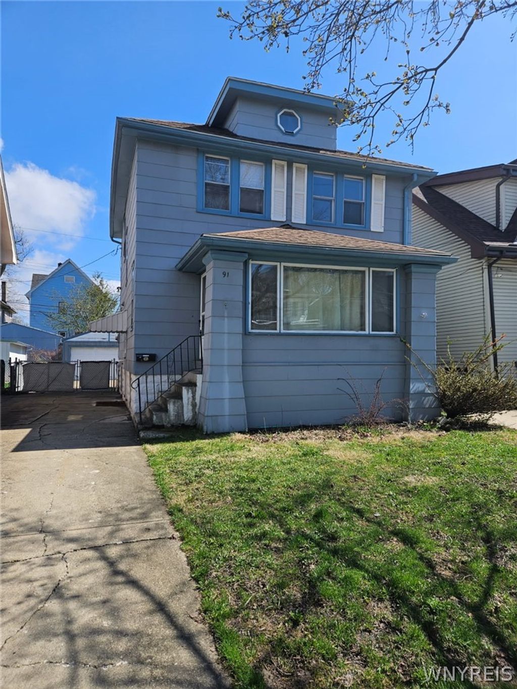 Photo of 91 Armin Place, Buffalo, NY 14210 (MLS # B1674417)