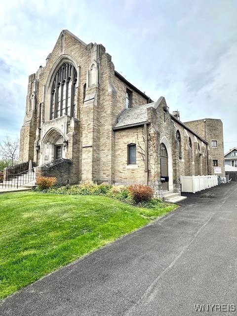 700 Parkside / 786 Kenmore Avenue