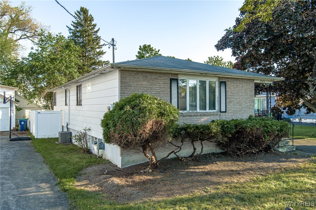2923 North Avenue, Niagara Falls, New York image 3