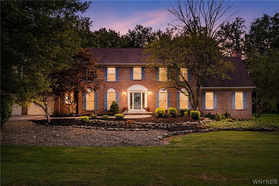 76 Tanglewood Drive W