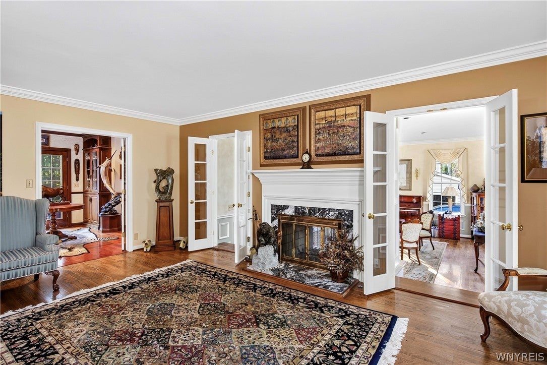 76 Tanglewood Drive W