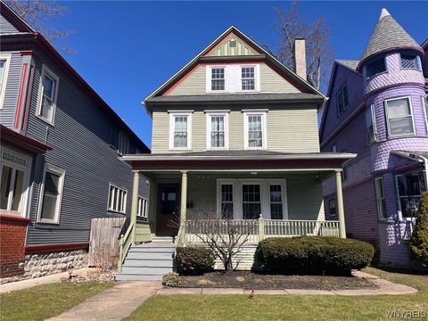 Photo of 654 Auburn Avenue, Buffalo, NY 14222 (MLS # B1524342)