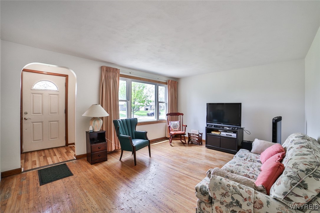 267 Parkhurst Boulevard, Tonawanda, New York image 4