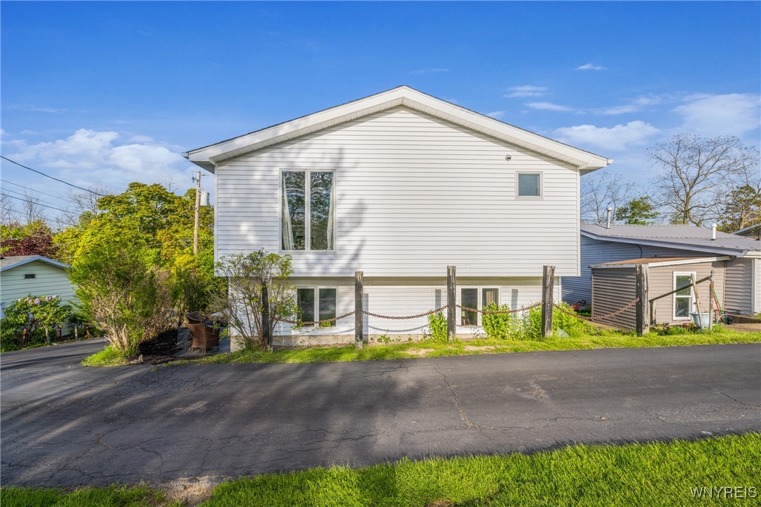 34 Wanakah, Hamburg, New York image 9