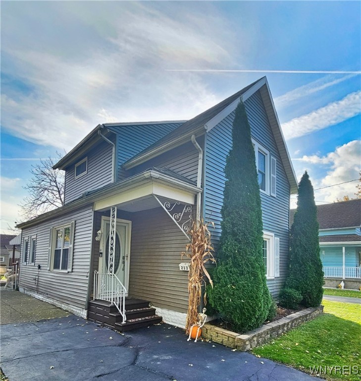 213 Medina Street, Cheektowaga, New York image 3