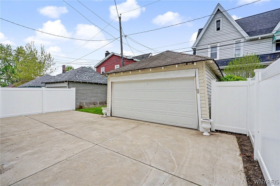 149 Colvin Avenue