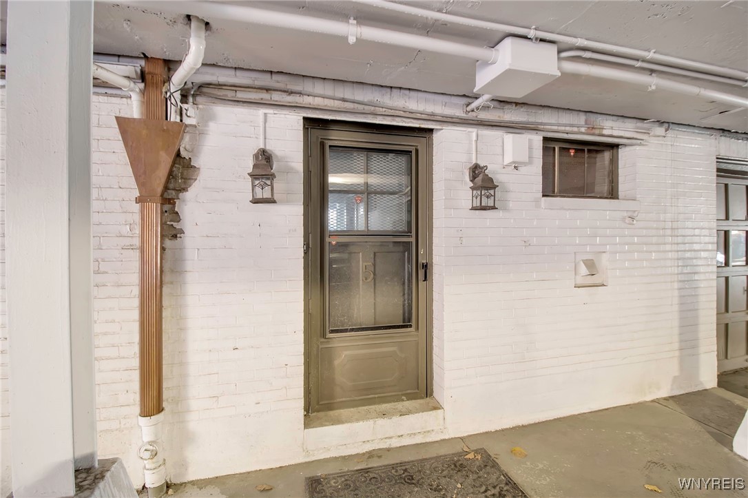 5 Mayfair Lane, Buffalo, New York image 37