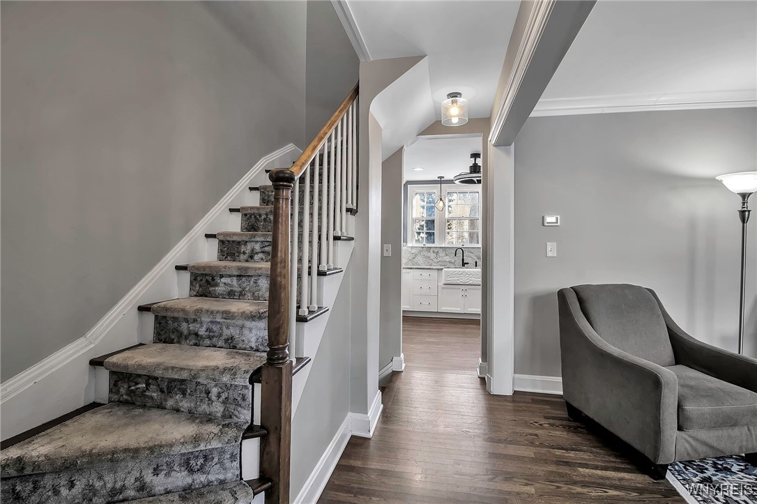5 Mayfair Lane, Buffalo, New York image 3