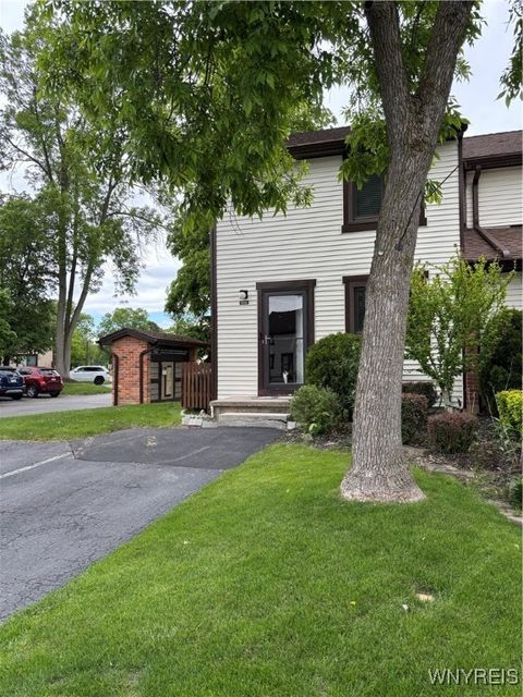 1056 Charlesgate Circle East Amherst NY 14051
